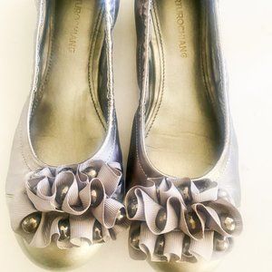 Arturo Chiang Silver Ballet Flat